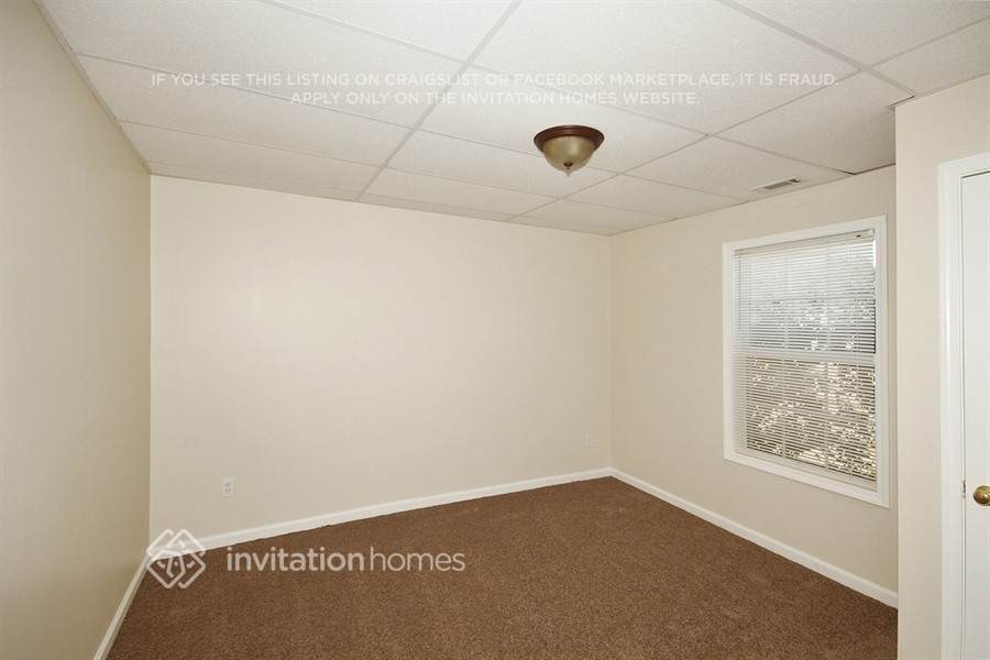 Building Photo - 130 Millwheel Dr