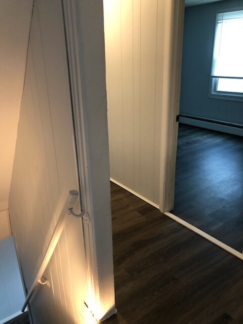 Building Photo - 611 W Washington St