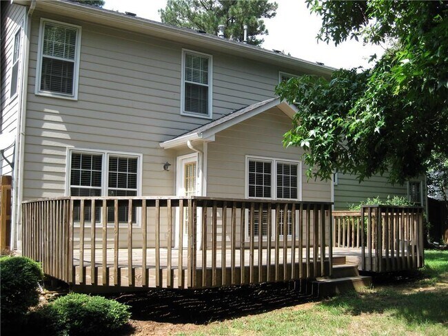 Building Photo - 4865 Camberbridge Dr