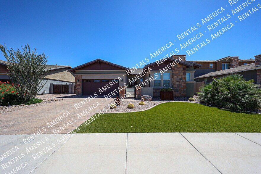 Building Photo - 5833 S Wilson Way