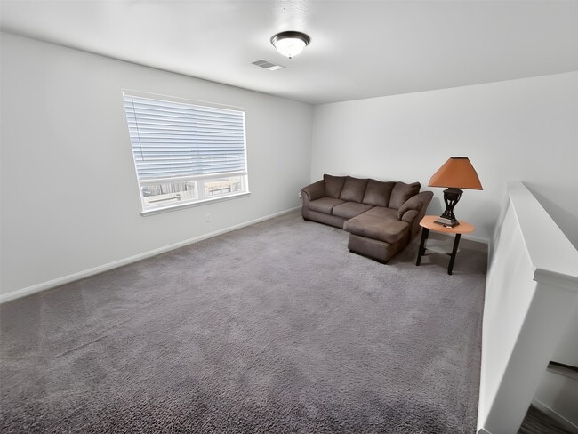 Building Photo - 5127 Oak Briar Ln