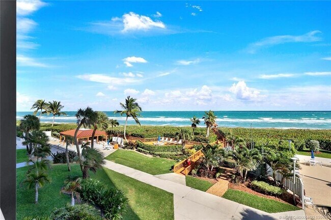 Building Photo - 10410 S Ocean Dr