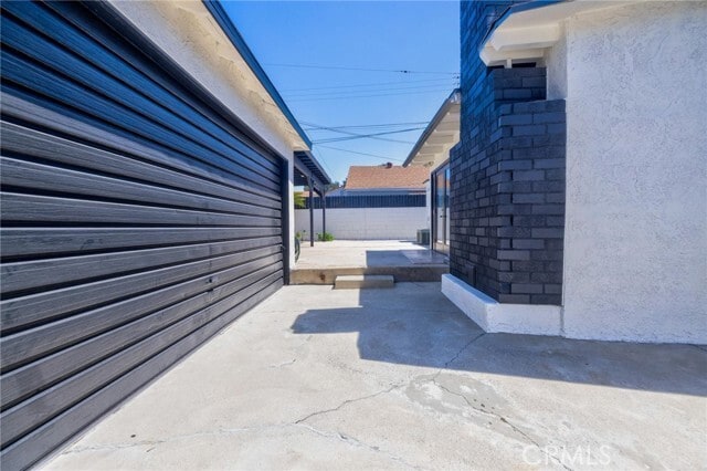 Building Photo - 8607 Strub Ave