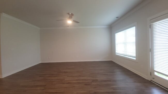 Building Photo - 7203 Chatfield Wy NW