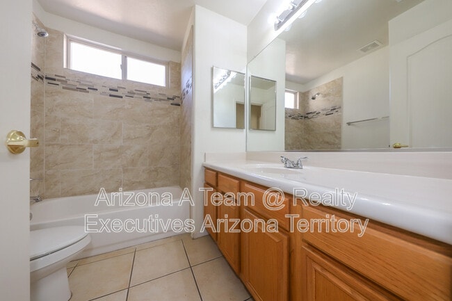 Building Photo - 7427 E Placita Rio Cabo