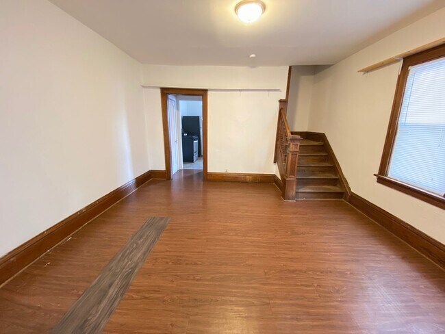 Building Photo - Neil Ave 2211-2213 TNR
