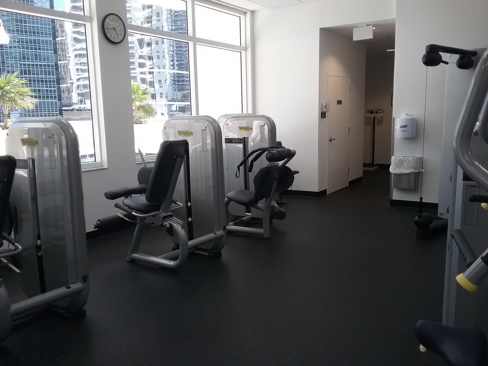 Building Photo - 1200 Brickell Bay Dr