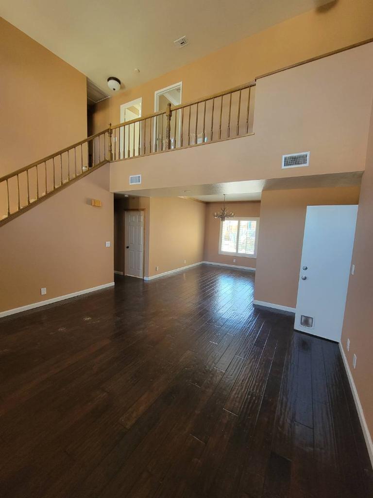 Living Room - 28045 Magic Mountain Ln