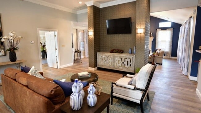 Building Photo - 1761 E Waterford Ct