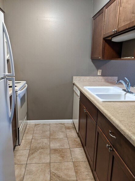 Building Photo - 6081 Danford Creek Dr