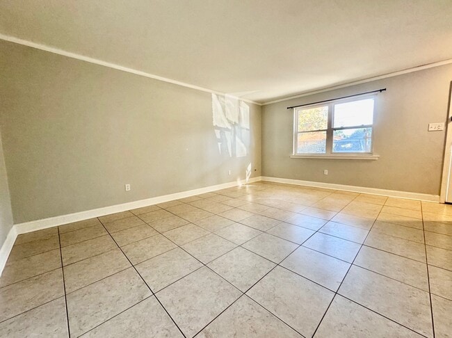 Building Photo - 134 Hwy Dr