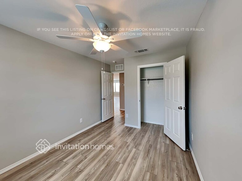 Building Photo - 1211 Autumn Mist Ln