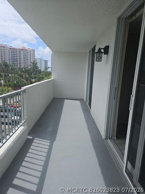 Building Photo - 1421 S Ocean Blvd