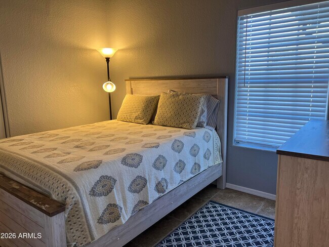 Building Photo - 255 S Kyrene Rd