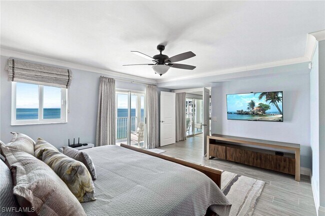 Building Photo - 9051 Gulf Shore Dr