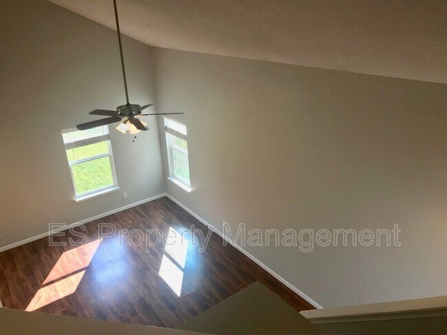 Building Photo - 4481 Redcliff N Ln