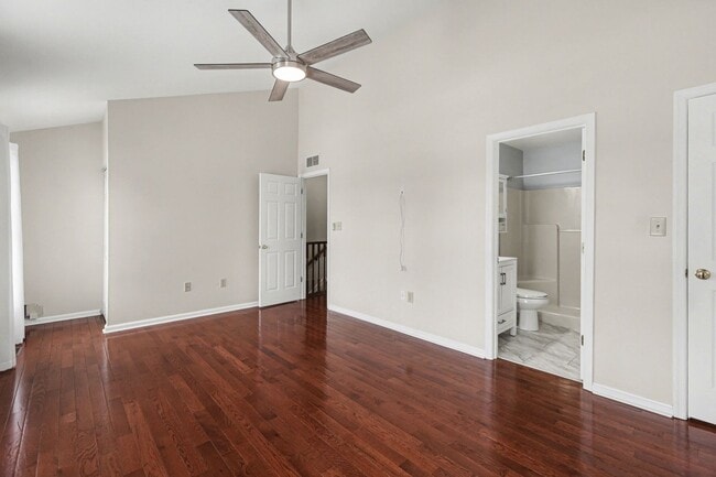 Building Photo - 3 bedroom 2.5 bathroom town-home for rent in Mechanicsburg