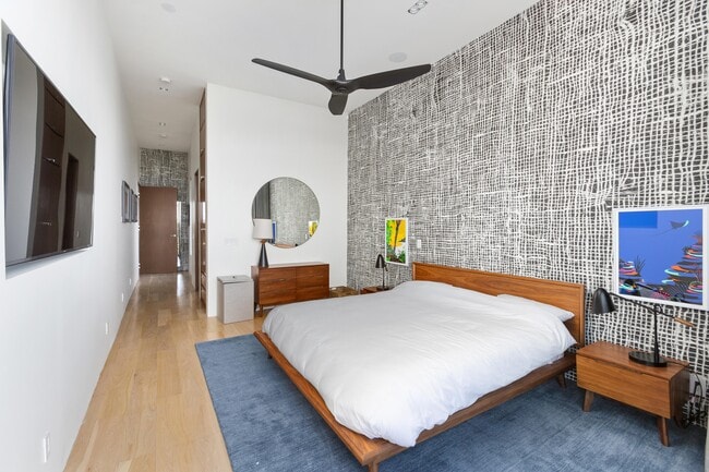 Building Photo - 1439 Devlin Dr