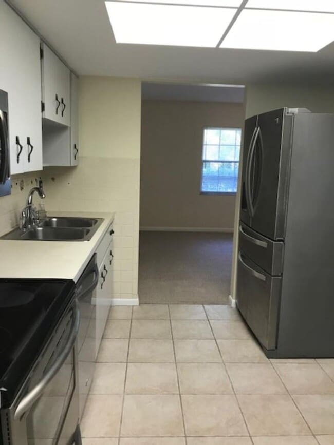 Building Photo - Charming 3/2 Home in Citrus Springs – Fenc...