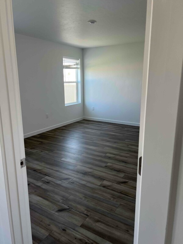 Building Photo - 18448 Feather Top
