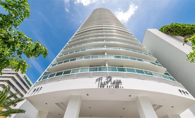Building Photo - 950 Brickell Bay Dr