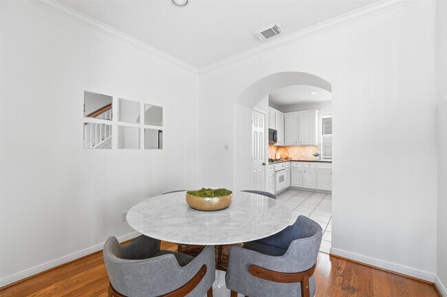 Building Photo - 1433 Oneil St