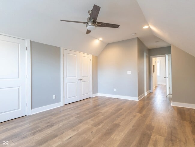 Building Photo - 715 Cottage Ave