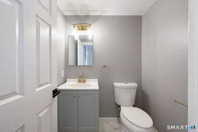 Building Photo - 23 Charter Oak Pl