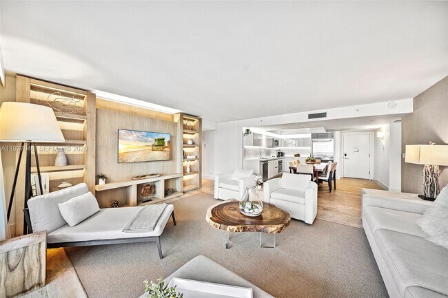 Building Photo - 102 24th St