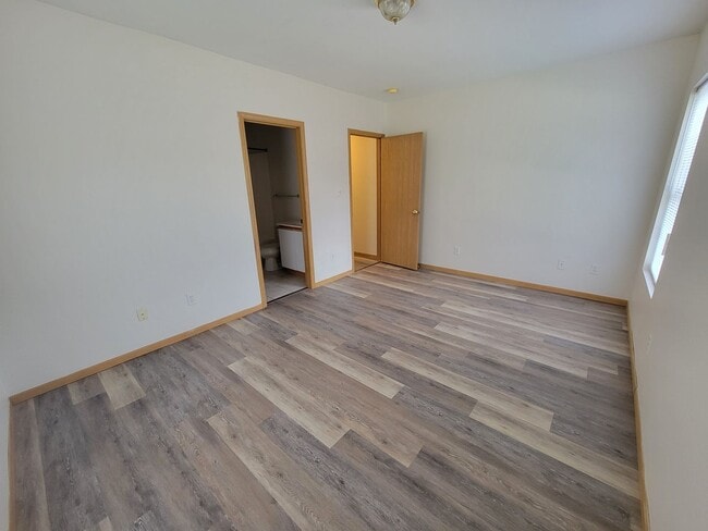 Building Photo - 5116 Deer Ridge