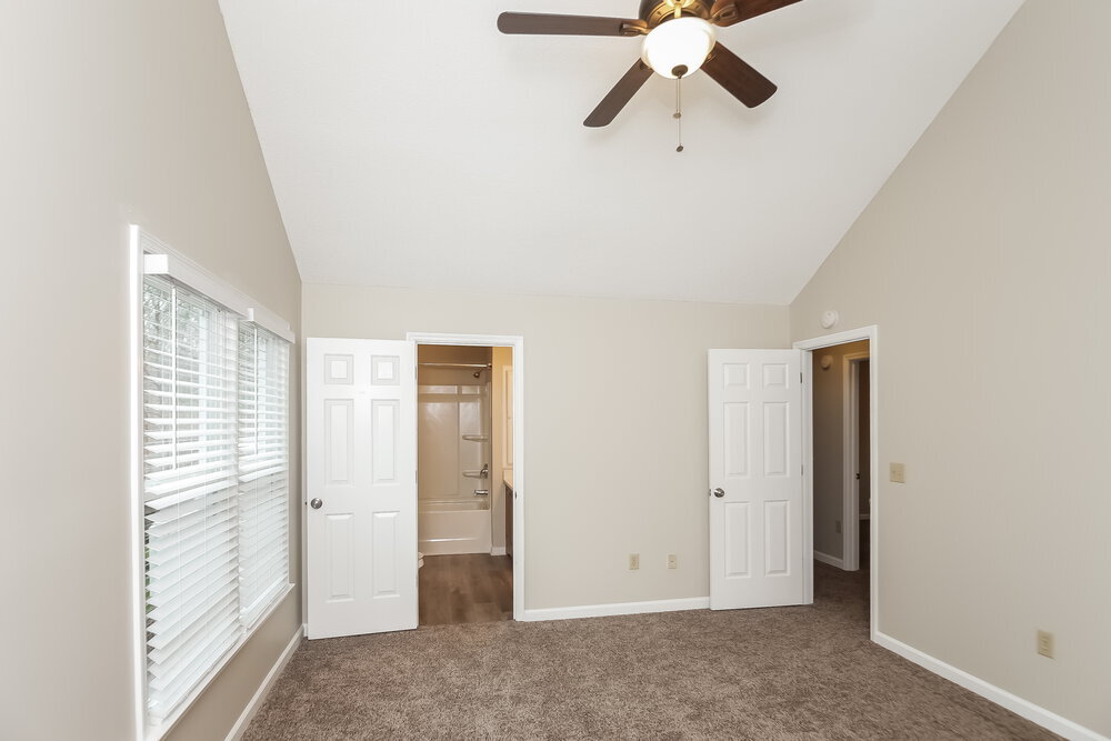 Building Photo - 3845 Howard Dr NW