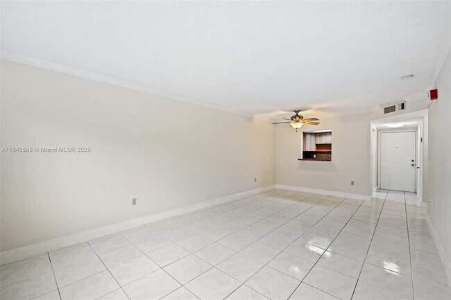 Building Photo - 13920 Lake Placid Ct