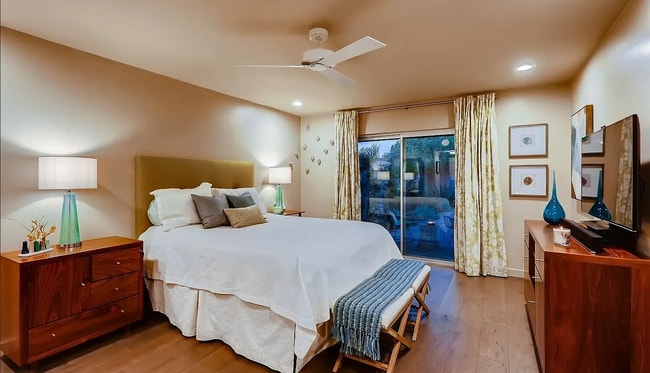 Building Photo - 6834 N 17th Pl