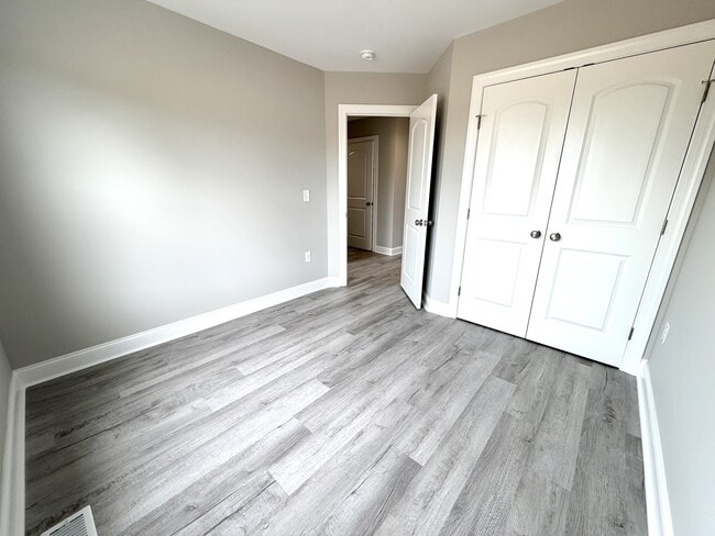 Building Photo - 1 Melissa Ln