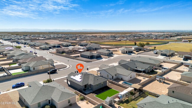 Building Photo - 14557 Desert Poppy Ct