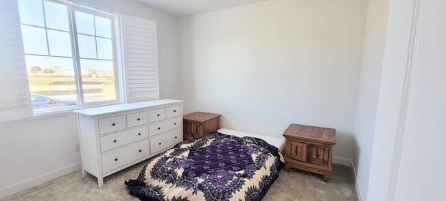 Building Photo - Gorgeous New Lennar Home - Lots of Upgrades - Solar- Must See