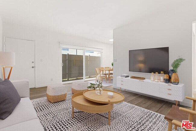 Building Photo - 1433 Brockton Ave