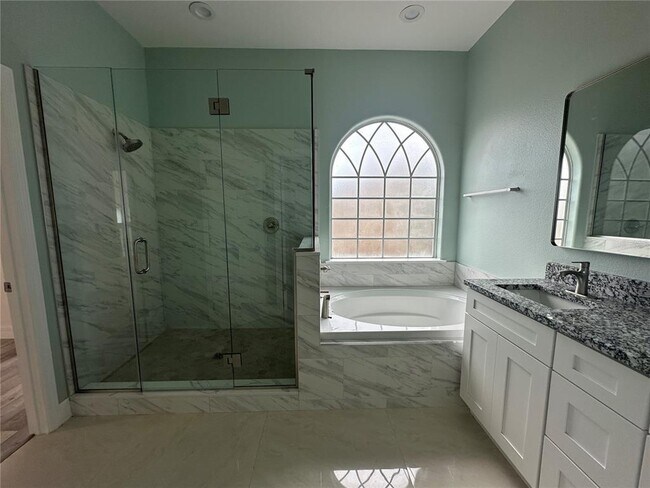 Building Photo - 1907 Cedar Arch Ln