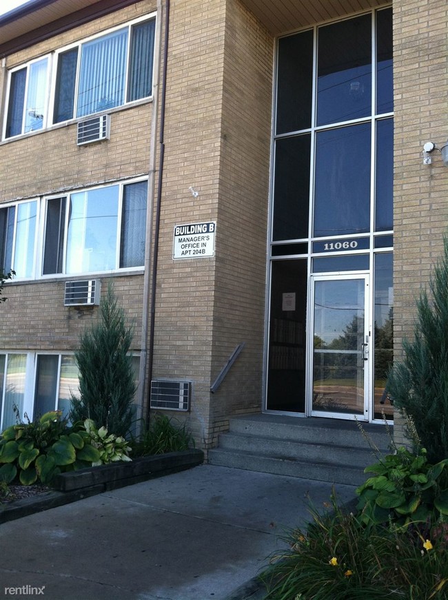 Building Photo - 11060 E McNichols Rd