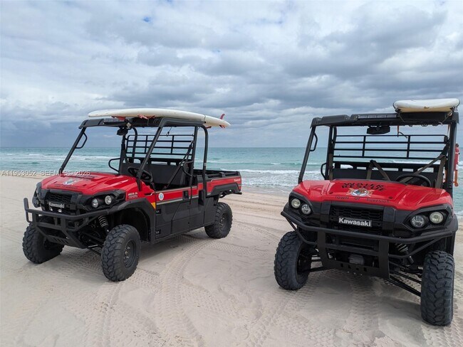 Building Photo - 9341 Collins Ave