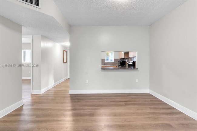 Building Photo - 2690 W 76th St