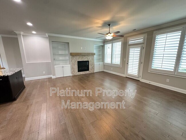 Building Photo - 931 Olmsted Ln