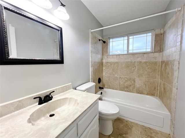 Building Photo - 4460 Junction Dr
