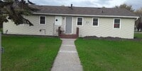 Building Photo - 209-211 E Park Dr