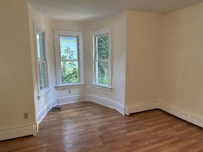 Building Photo - 131 Lee Ave