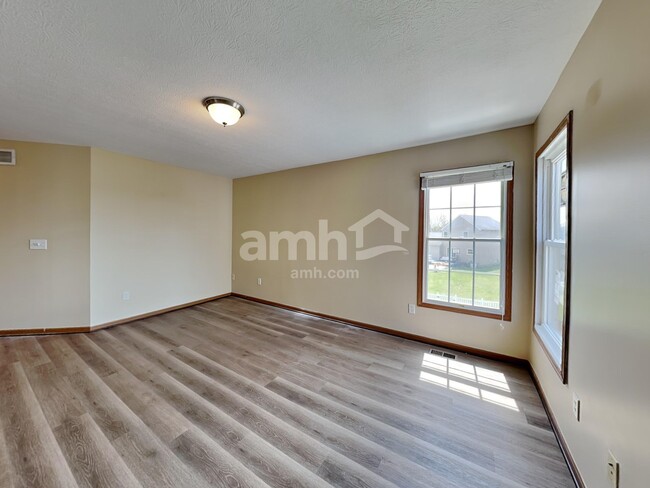 Building Photo - 7793 Waggoner Chase Blvd