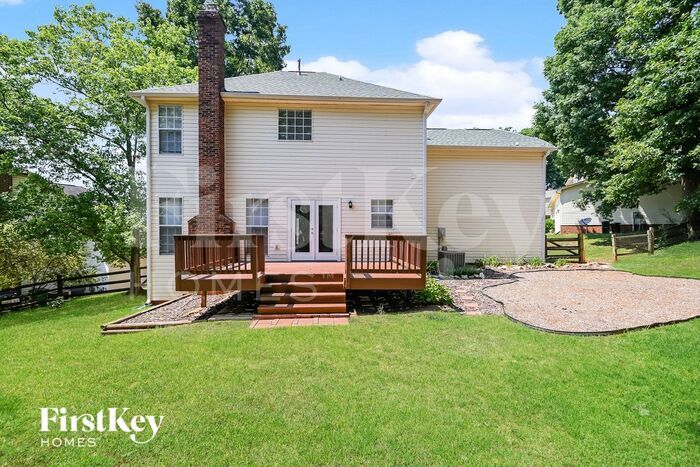 Building Photo - 2603 Yarrow Rd