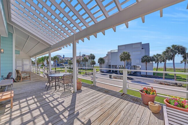 Building Photo - 18418 E De Vaca Ln