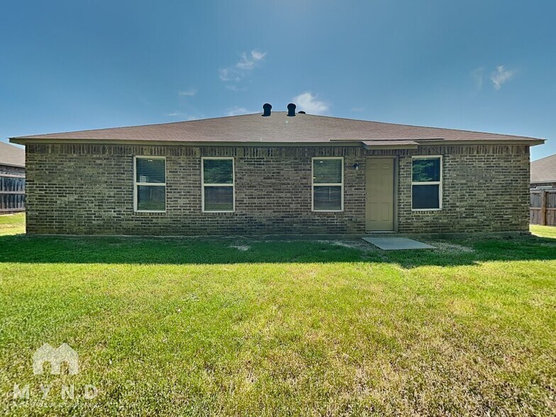 Building Photo - 100 Cedar Creek Loop