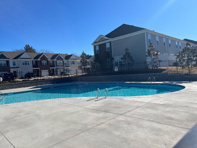 Building Photo - 453 Augustine Dr